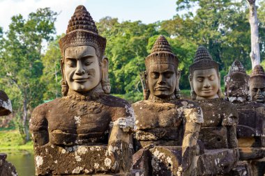 Kamboçya. Siem Reap. Angkor arkeoloji parkı. Bayon Tapınağı 12. yüzyıl Hindu tapınağı