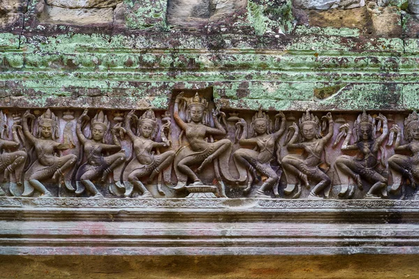 Kambodja Siem Reap Angkors Arkeologiska Park Bas Reliefskulptur Apsara Dansare — Stockfoto