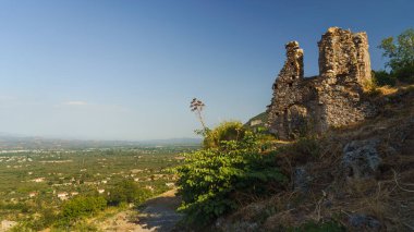Sparta yakınlarındaki Mystras antik kasabasının kalıntıları, UNESCO dünya mirası arkeolojik görüşü.