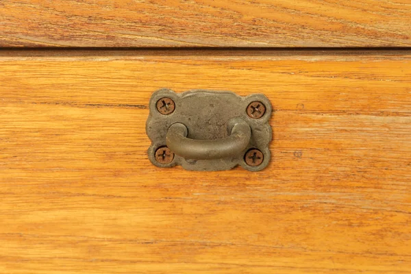 Hasp y pared de madera . — Foto de Stock