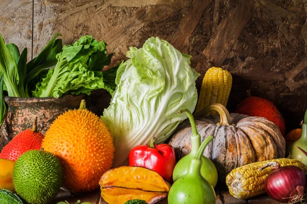 Still life Vegetables and fruits. — Stock Photo, Image