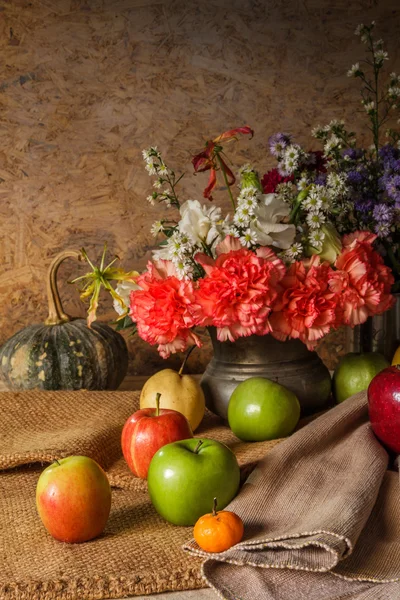 Still life with Fruits. — Stock Photo, Image