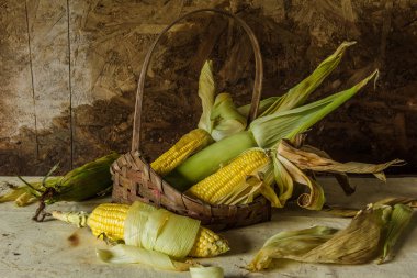 Natürmort Mısır ile