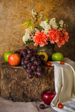 Meyvelerle dolu bir hayat.