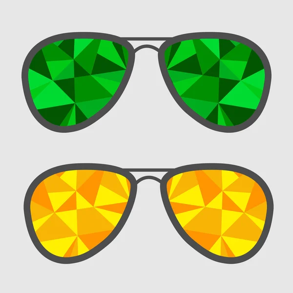 Gläsersatz mit grünen und gelben abstrakten Dreiecken. — Stockvektor
