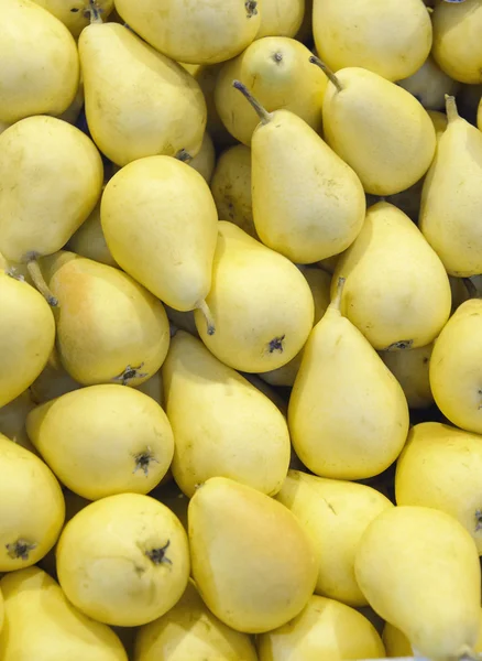 Yellow pears view from above — Stock Photo, Image