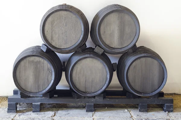 Conjunto de barris de vinho — Fotografia de Stock
