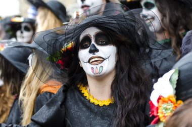 Karnaval makyaj kadınla