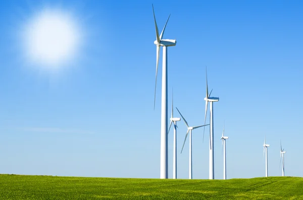 Windmills to generate wind power — Stock Photo, Image