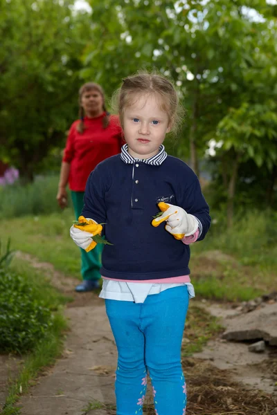 Granddaughter with her grandmother — Stock Photo, Image