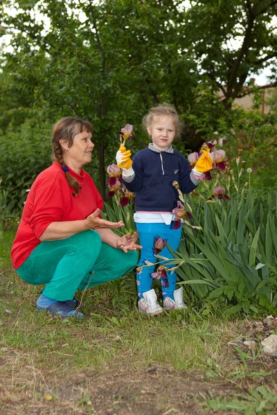 Grandmother with her granddaughter — Stock Photo, Image