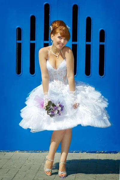 Redhead charmante bruid — Stockfoto