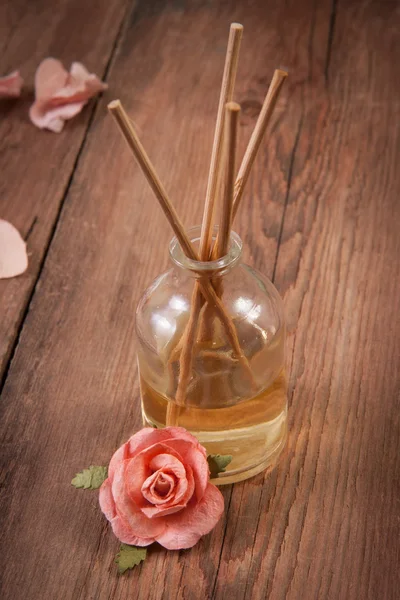Paus de fragrância ou difusor de perfume — Fotografia de Stock