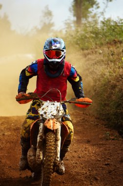 motosikletçi motosiklet yarış rekabet