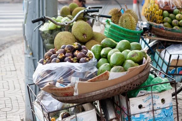 Frukt butiken på cykel — Stockfoto