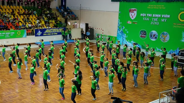 Team show at student festival of competition — Stock Photo, Image