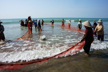 plaj fisherman takım çalışması