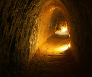 cu chi tünel underground ile çıkardı