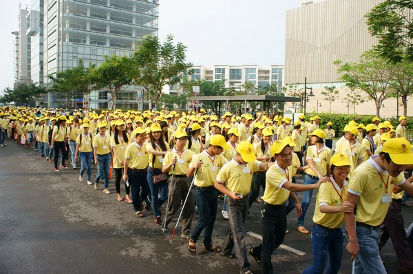 Atividade lotada, caminhando para a comunidade — Fotografia de Stock