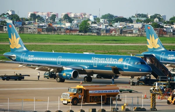 Aereo all'aeroporto di Tan Son Nhat — Foto Stock