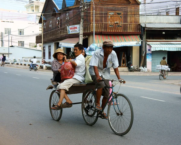 Pedicab drawn by bicycle, Vietnam — Stock Photo, Image