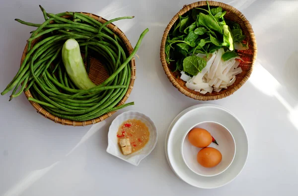 Vegane Reisgerichte Für Die Tägliche Mahlzeit Mit Fleischlosen Rohstoffen Gekochtem — Stockfoto