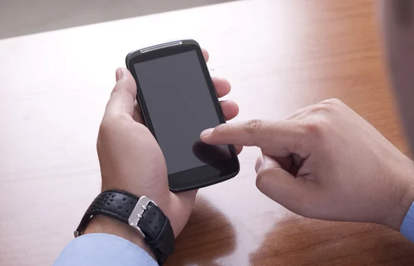 Toque la pantalla en el teléfono inteligente — Foto de Stock