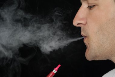 Adama elektrik Sigara İçilmeyen