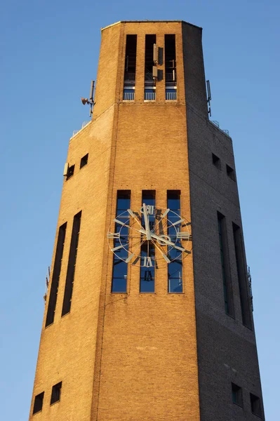 Poldertoren Bývalá Vodárenská Věž Nejvyšší Budova Emmeloordu Nizozemí Jasně Modrou — Stock fotografie