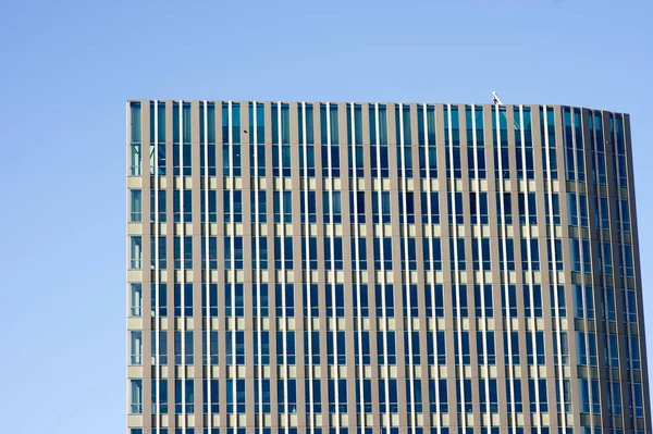 2021年1月6日 荷兰阿纳姆 阿纳姆市中心的现代办公大楼 — 图库照片