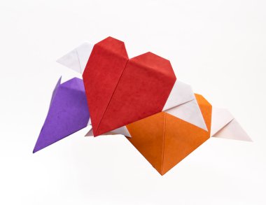 Origami kalp şekli