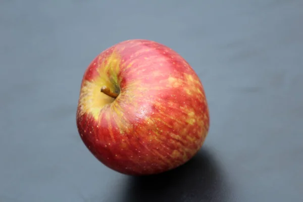 Una Manzana Roja Dulce Fresca — Foto de Stock