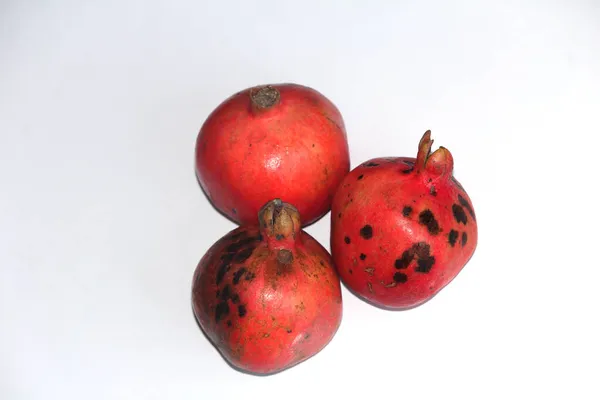 Zdravé Čerstvé Sladké Granátové Jablko Izolované Bílém Pozadí — Stock fotografie