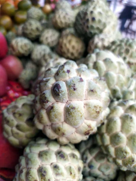 Fruta Doce Verde Fresca Sarifa Loja Frutas — Fotografia de Stock