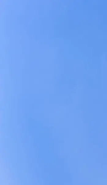 Блакитне Небо Крихітні Білі Хмари Фону — стокове фото
