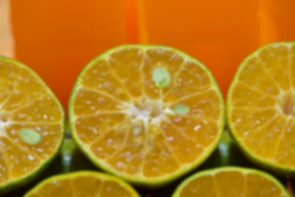Blur Halverade Apelsiner Förbereds För Att Separera Saften — Stockfoto