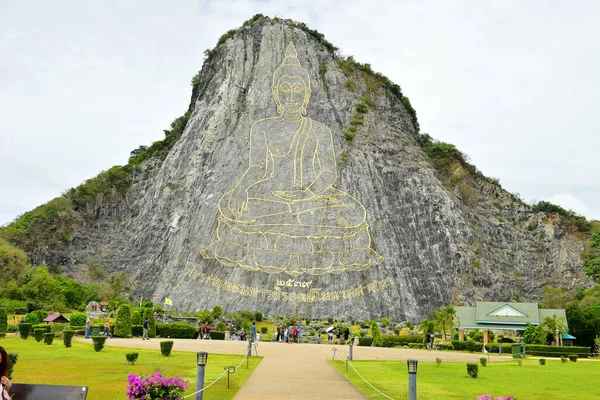 Pattaya Ταϊλάνδη Αύγουστος 2019 Βούδας Σκαλισμένα Στο Βουνό — Φωτογραφία Αρχείου