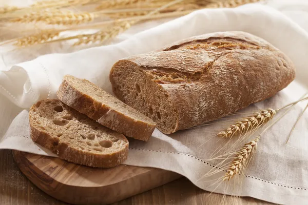 Pane su bianco — Foto Stock