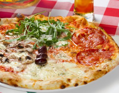 Quattro Staggioni Pizza