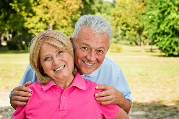 Friska äldre par — Stockfoto
