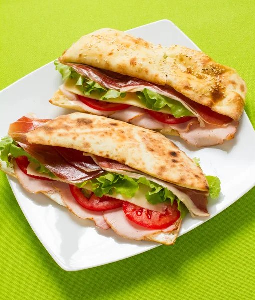 Frisches Sandwich — Stockfoto