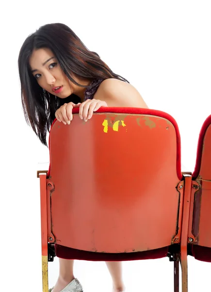 Atraente asiático menina 20s no o teatro isolado branco backgroun — Fotografia de Stock