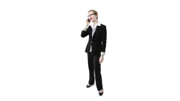 femme d'affaires parlant sur téléphone mobile