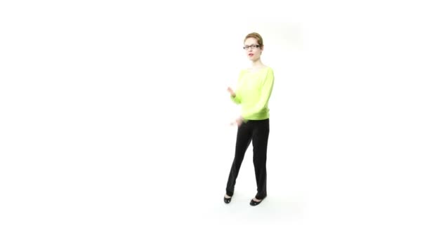 Fille dans des lunettes — Video