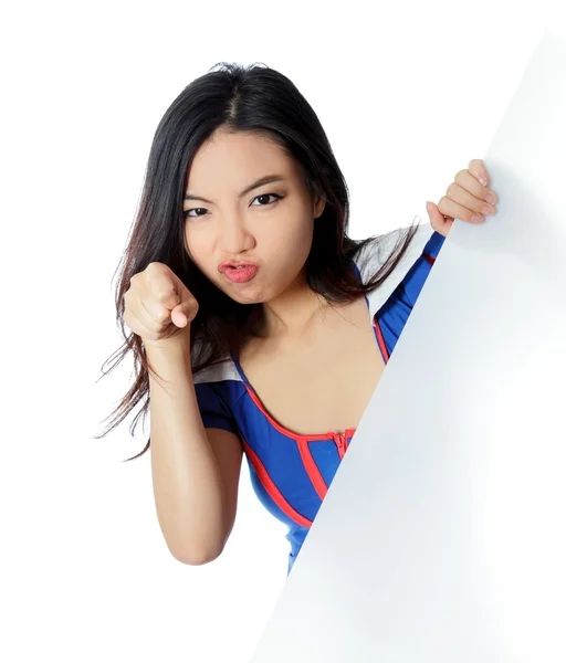 Attraktiva asiatisk tjej poserar i studio — Stockfoto