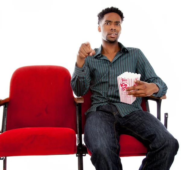 Atractivo hombre afroamericano posando en estudio —  Fotos de Stock