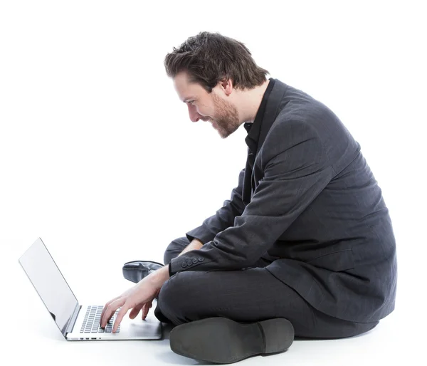 Atractivo caucásico hombre posando en estudio — Foto de Stock