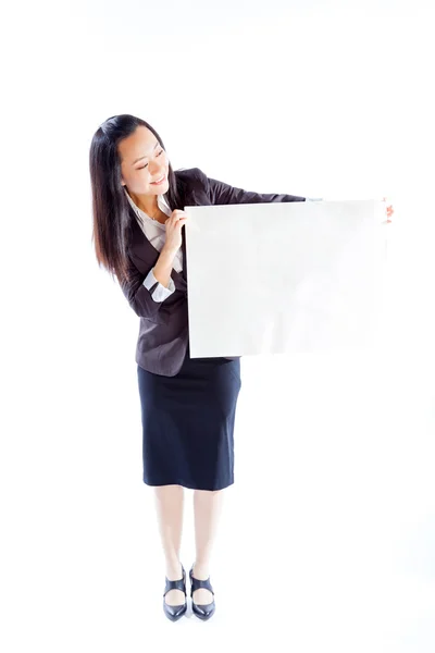 Atractiva chica asiática posando sobre fondo blanco — Foto de Stock