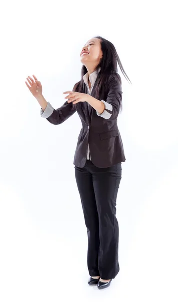 Attraktive asiatische Mädchen posieren auf weißem Hintergrund — Stockfoto