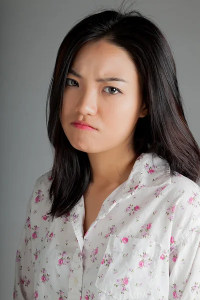 Attractive asian girl 20 years old shot in studio — Stock Photo, Image